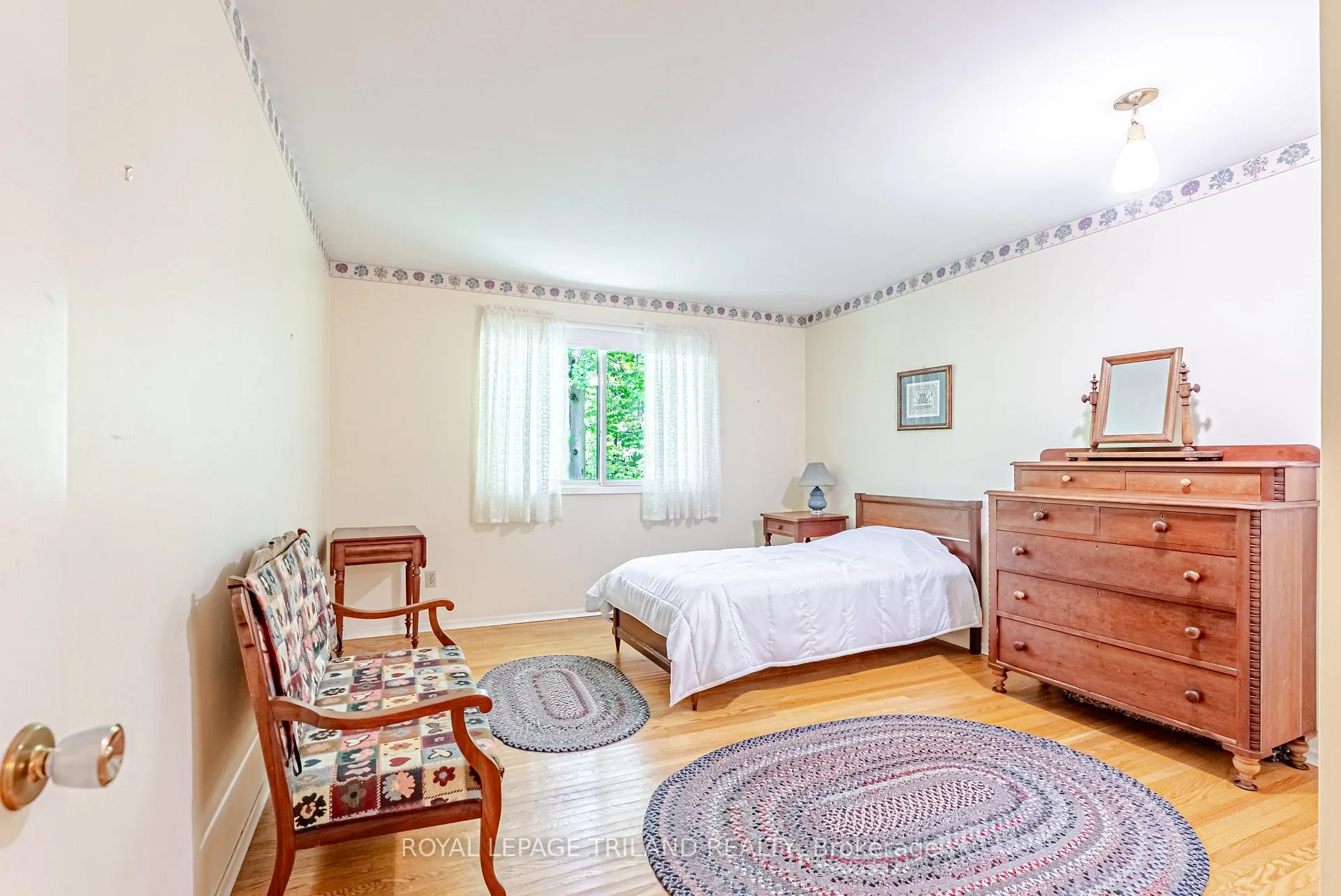 Photo 20 of 1591 Elgin Road, Thames Centre, Rural Thames Centre — HOMEH