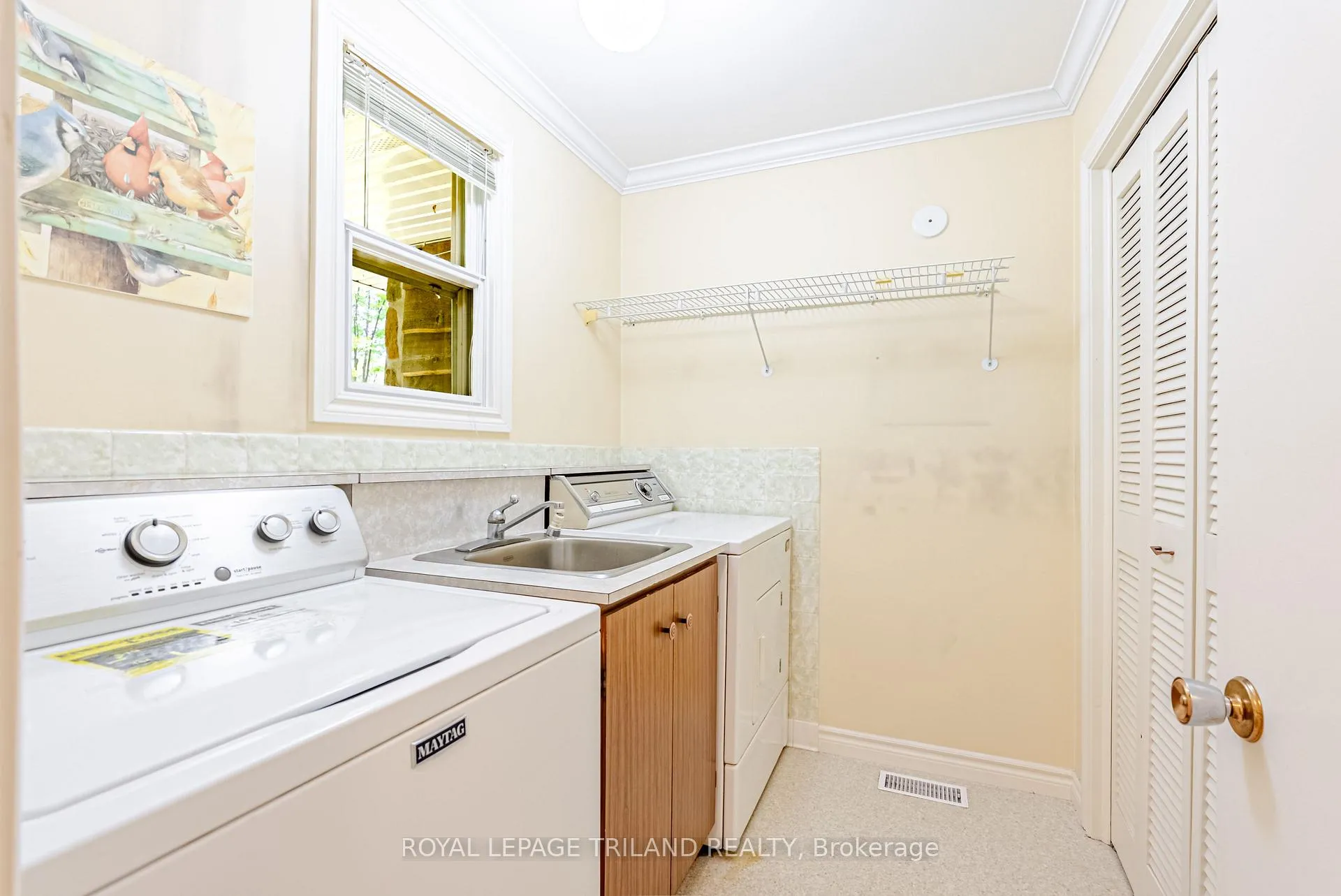 Photo 37 of 1591 Elgin Road, Thames Centre, Rural Thames Centre — HOMEH