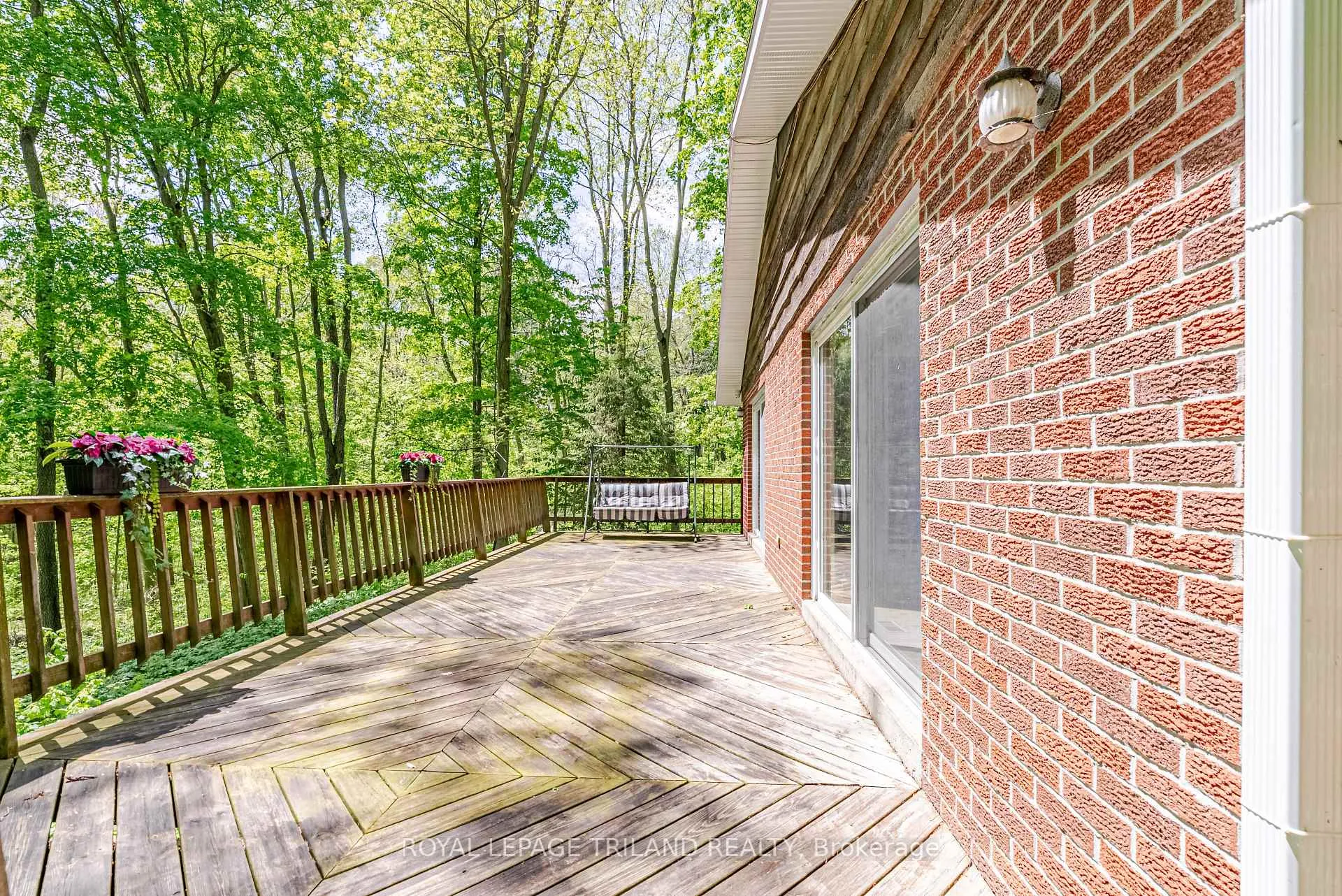 Photo 40 of 1591 Elgin Road, Thames Centre, Rural Thames Centre — HOMEH