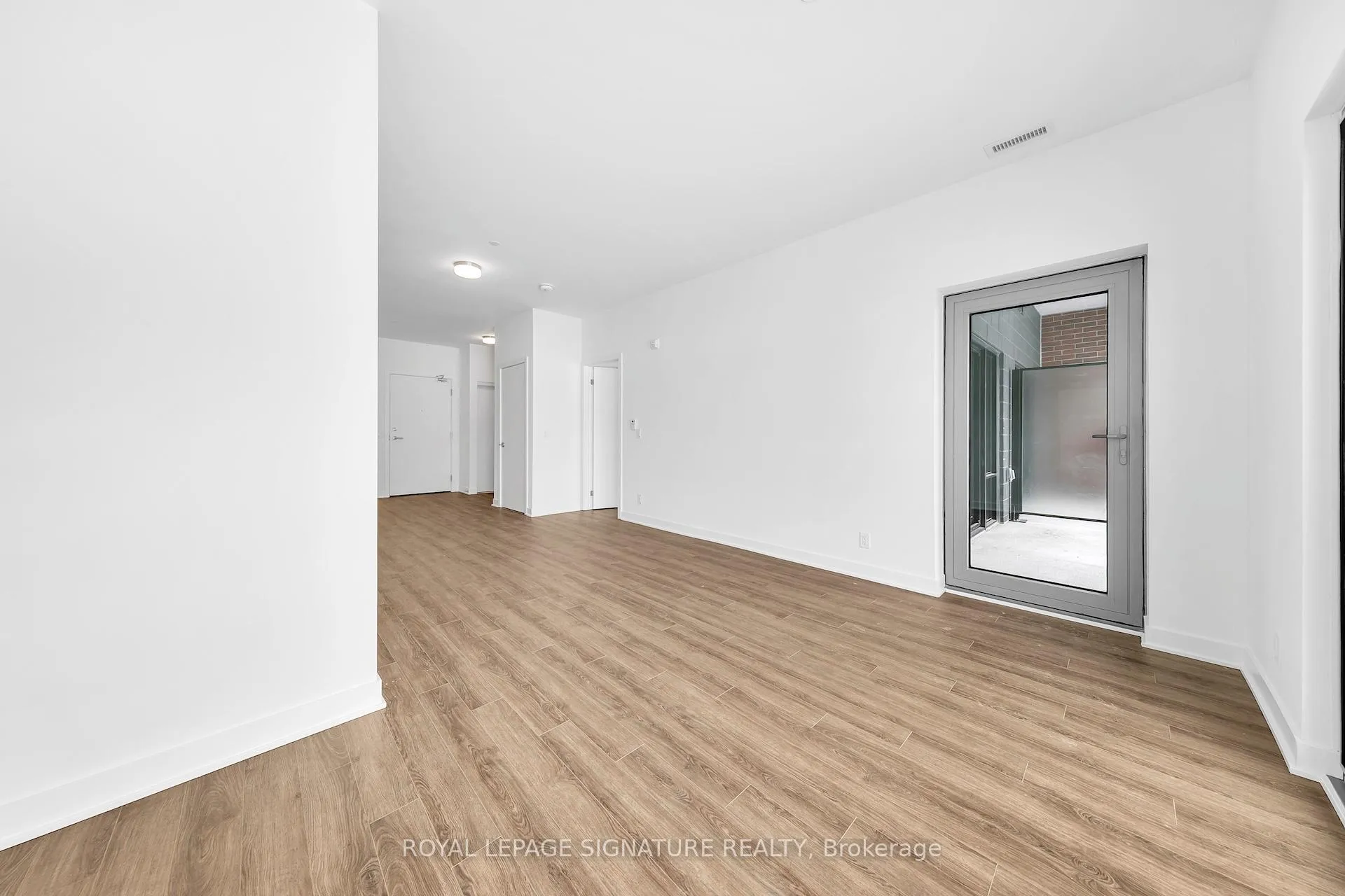 Photo 15 of Unit 111, 51 Clarington Boulevard, Clarington, Bowmanville — HOMEH