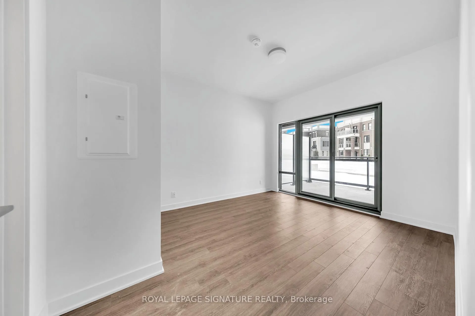 Photo 19 of Unit 111, 51 Clarington Boulevard, Clarington, Bowmanville — HOMEH