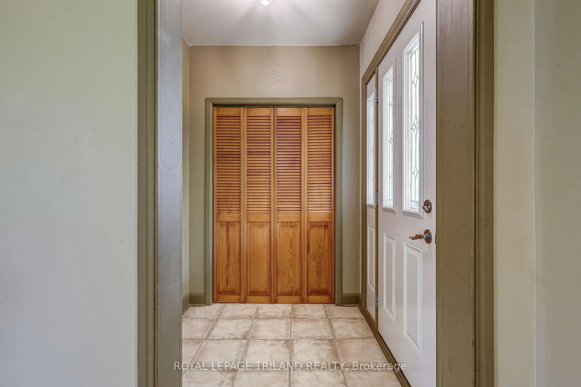 Photo 5 of 24 Isabel Street, St. Thomas — HOMEH