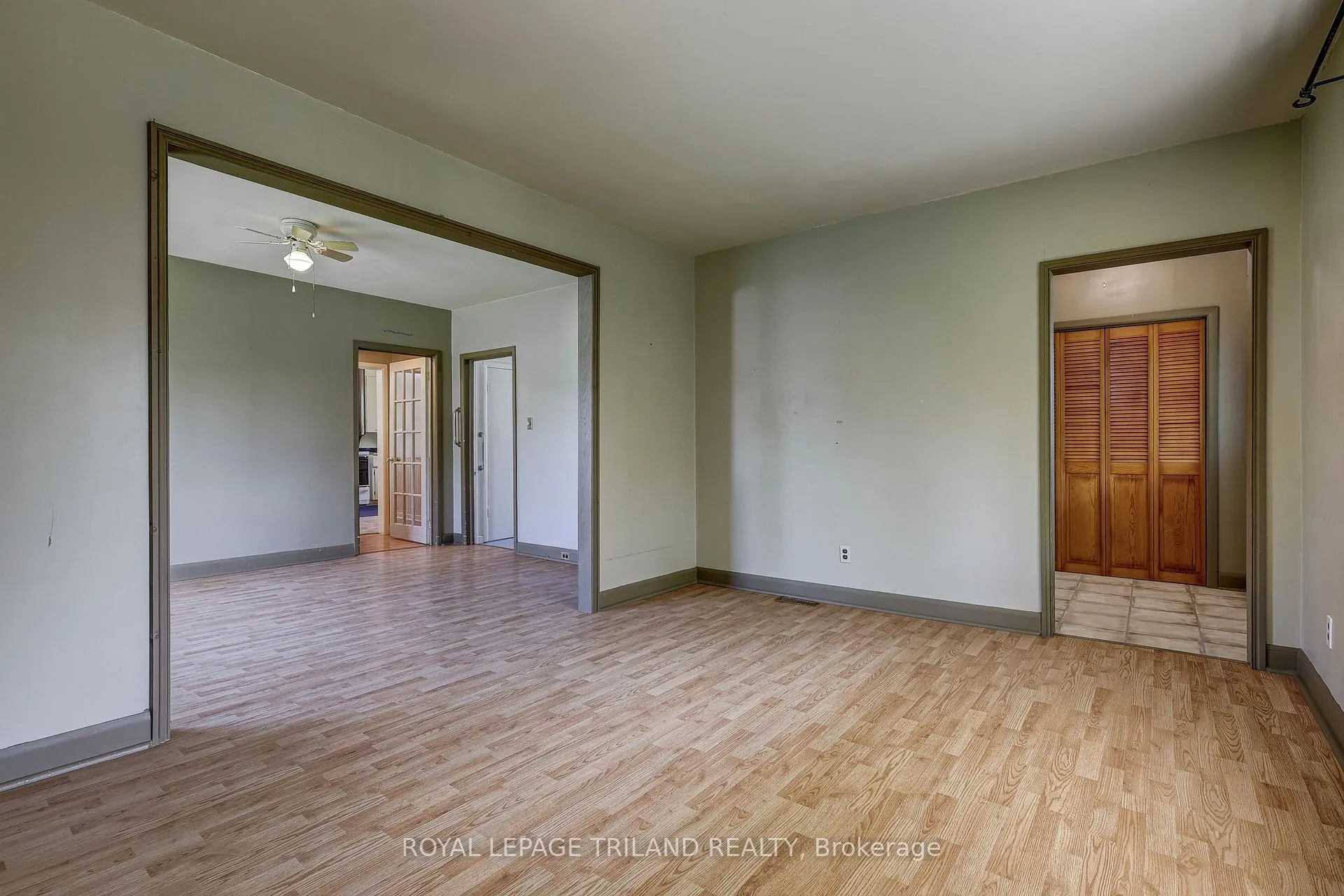 Photo 9 of 24 Isabel Street, St. Thomas — HOMEH