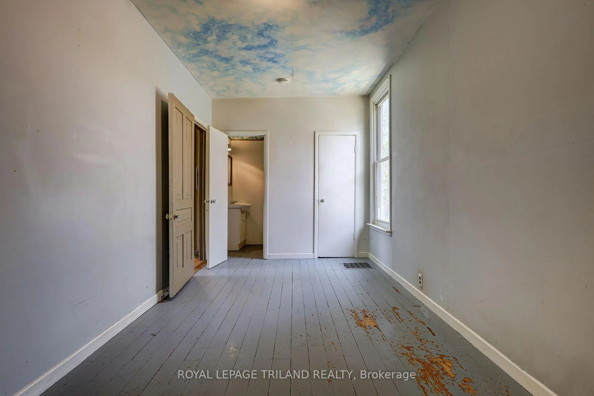 Photo 15 of 24 Isabel Street, St. Thomas — HOMEH