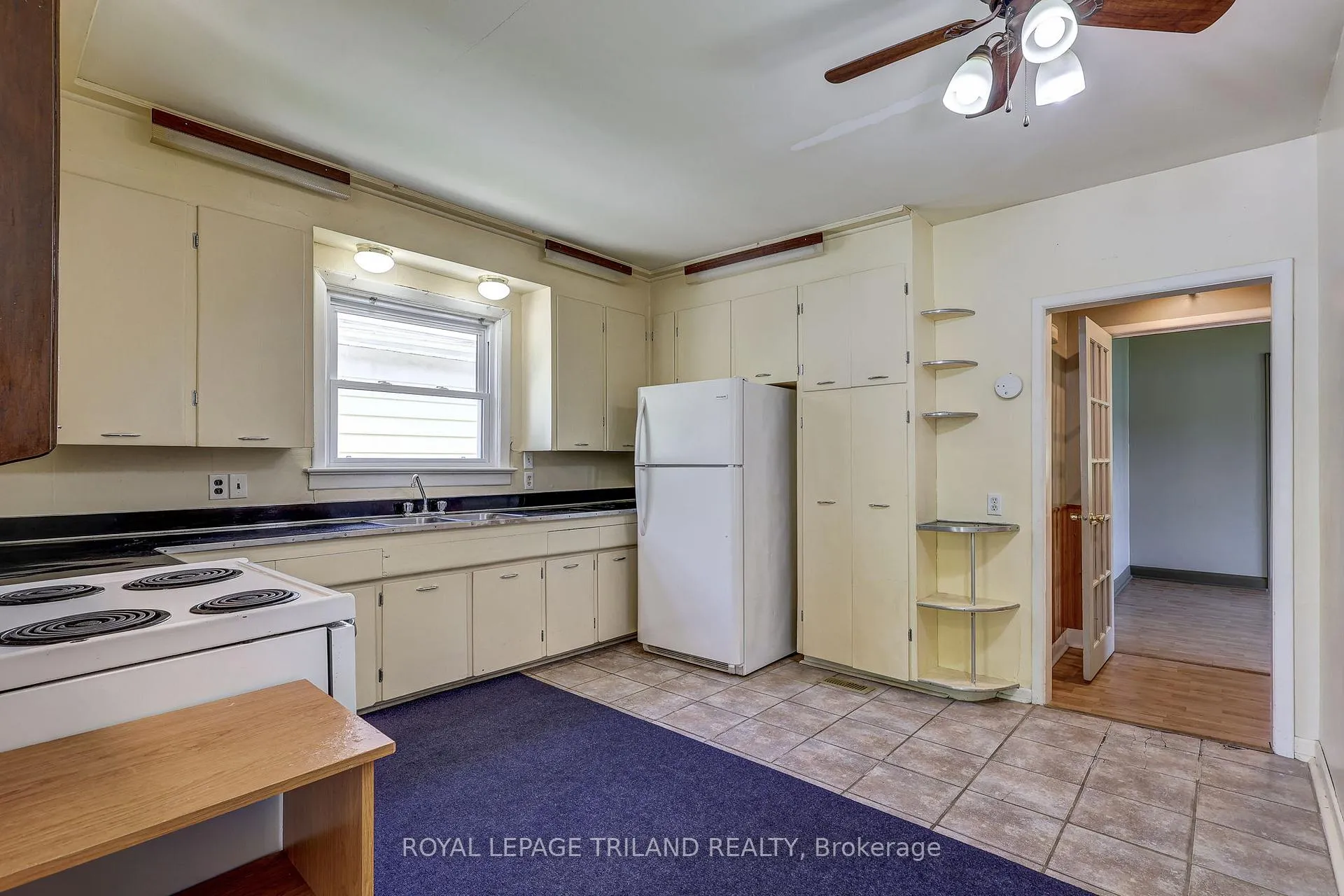 Photo 21 of 24 Isabel Street, St. Thomas — HOMEH