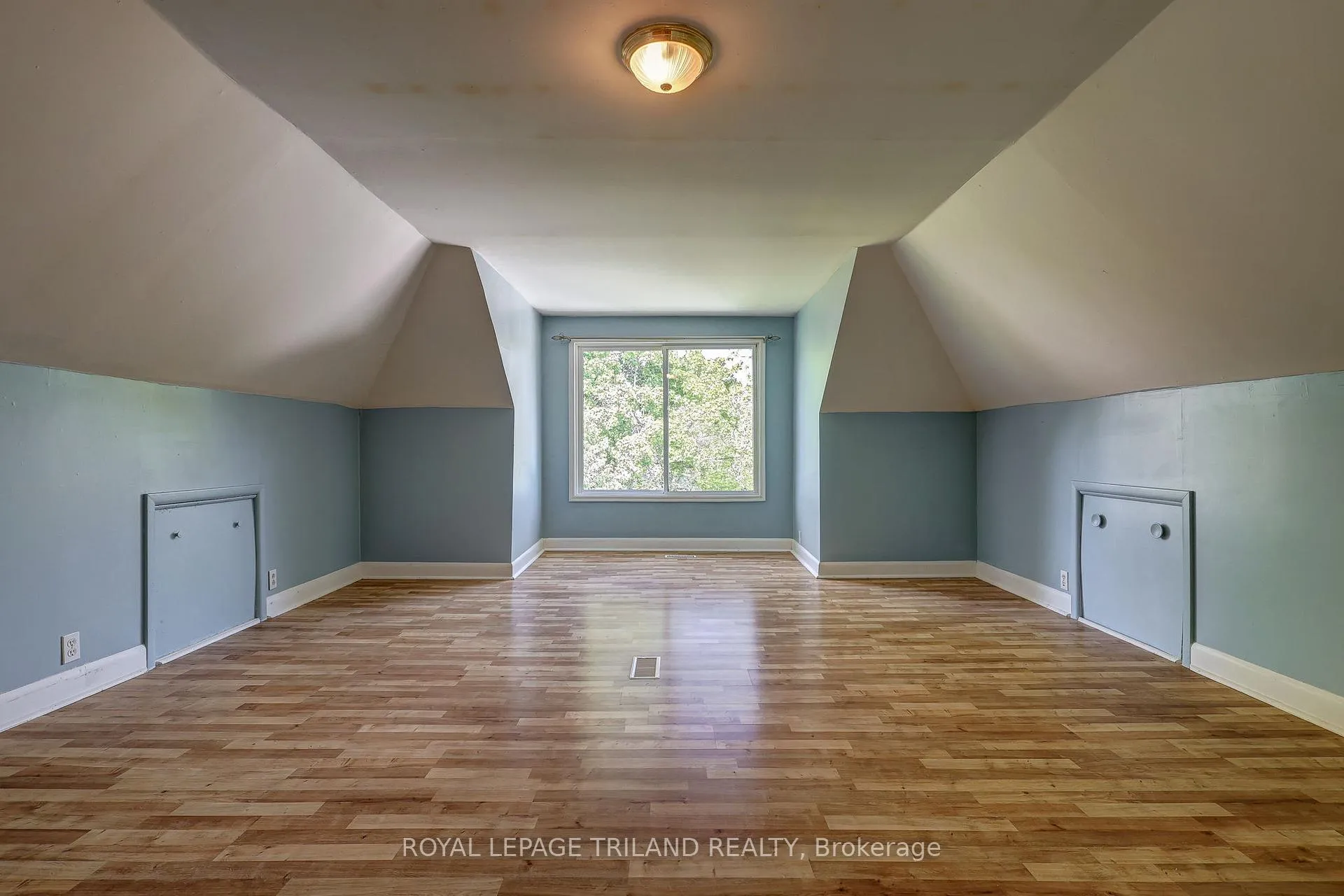 Photo 31 of 24 Isabel Street, St. Thomas — HOMEH