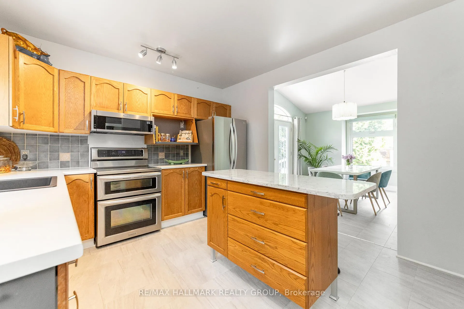 Photo 11 of 321 Beechgrove Avenue, Ottawa, Westboro North — HOMEH