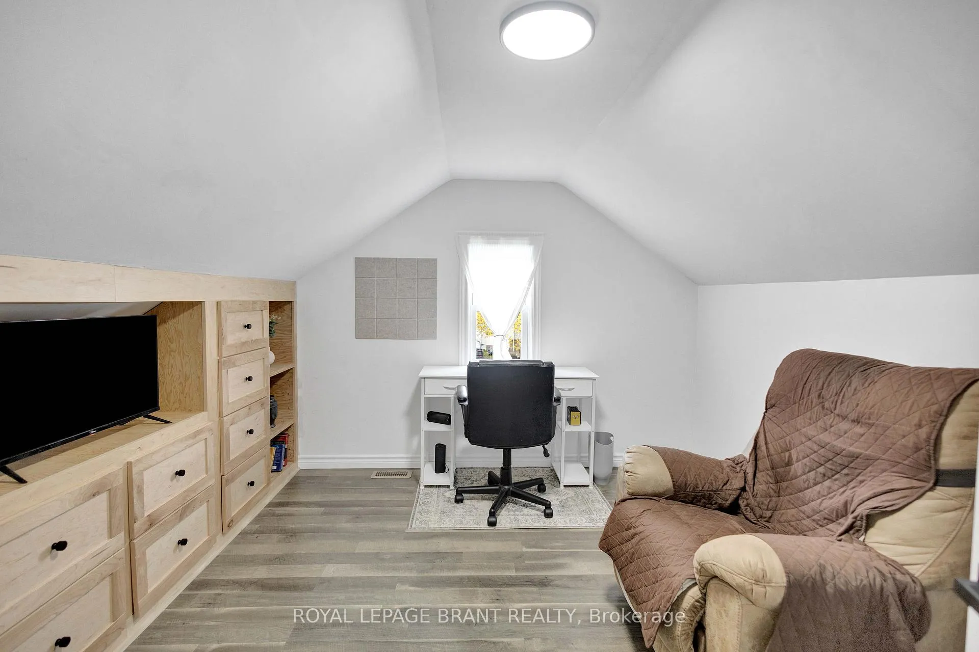 Photo 24 of 29 Alexander Street, Brant, Burford — HOMEH