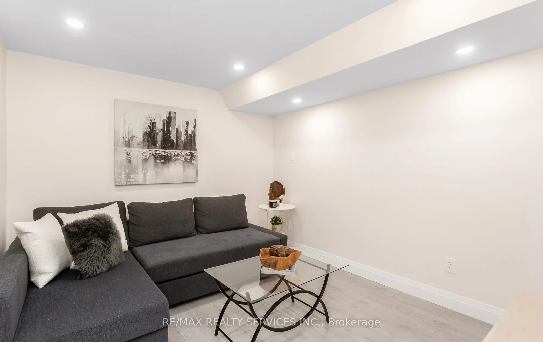 Photo 24 of 14 Todmorden Drive, Brampton, Northwest Sandalwood Parkway — HOMEH