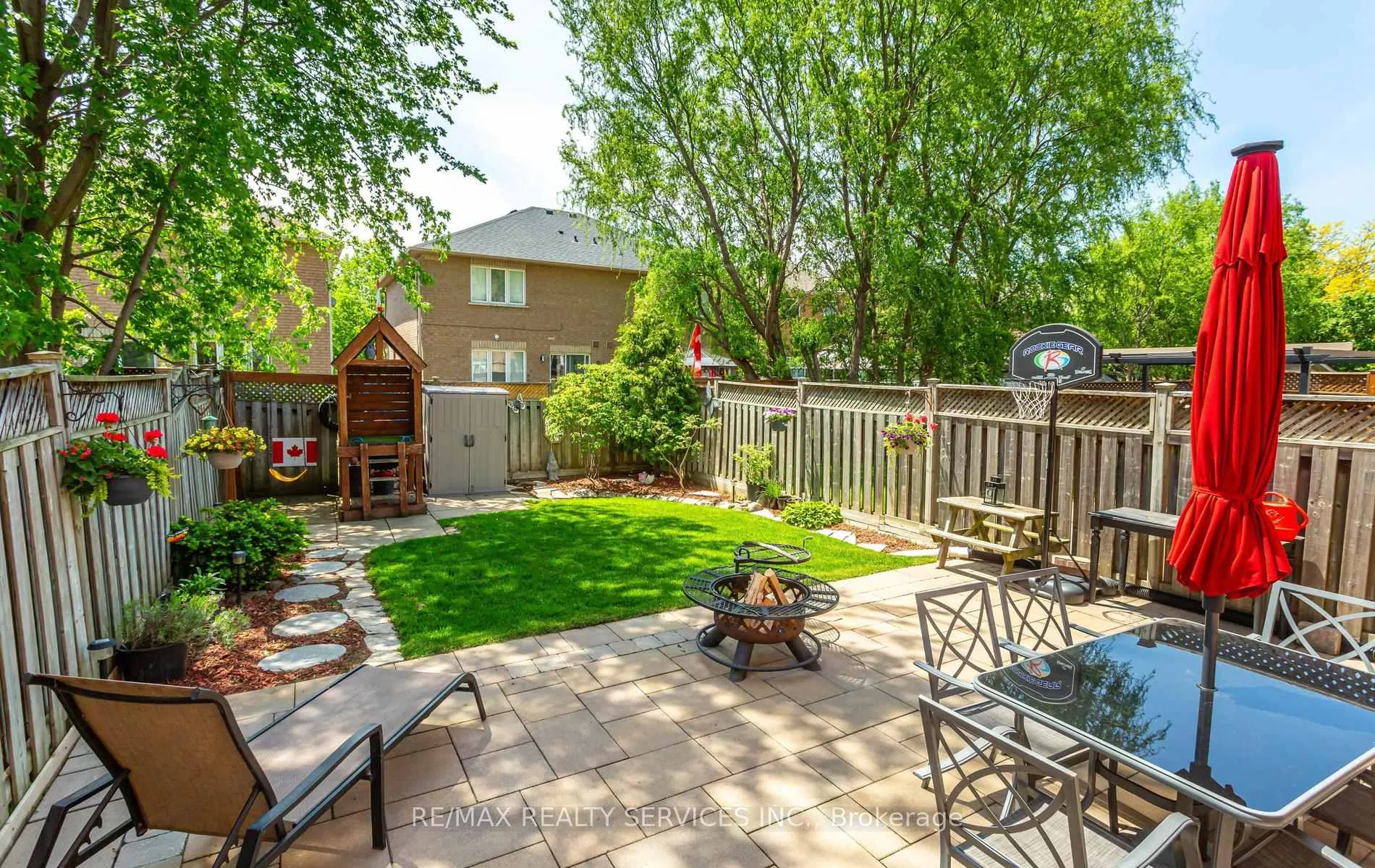Photo 31 of 14 Todmorden Drive, Brampton, Northwest Sandalwood Parkway — HOMEH