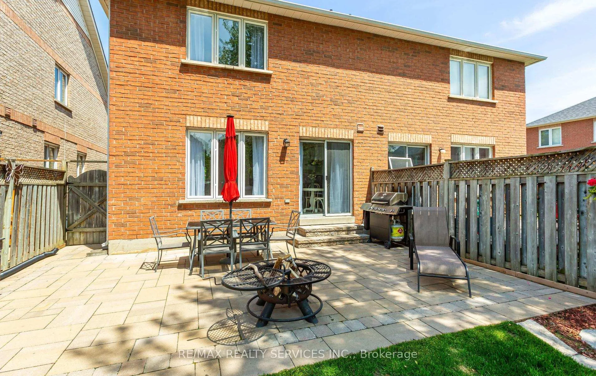 Photo 32 of 14 Todmorden Drive, Brampton, Northwest Sandalwood Parkway — HOMEH