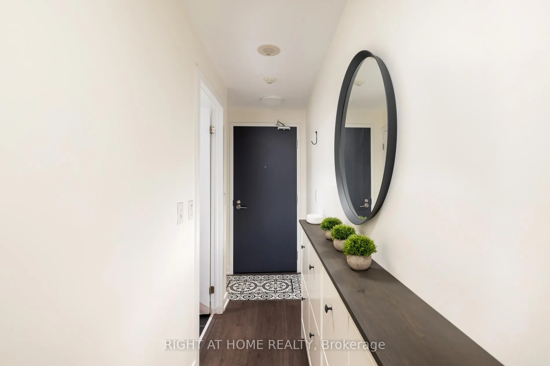Photo 1 of Unit 1912, 105 George Street E, Toronto, Moss Park — HOMEH