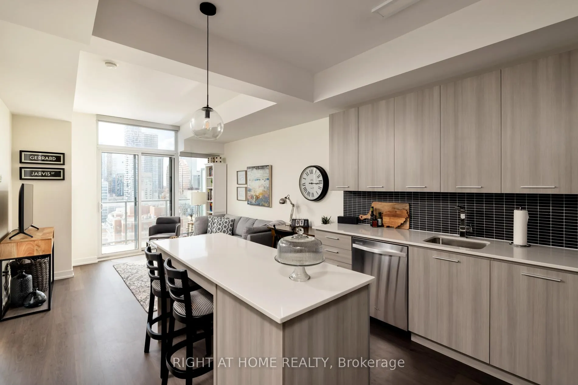 Photo 2 of Unit 1912, 105 George Street E, Toronto, Moss Park — HOMEH