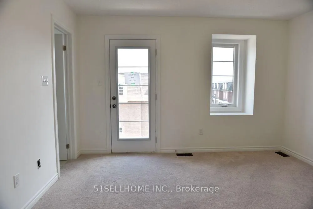 Photo 18 of 35 Gilford Street, Brampton, Credit Valley — HOMEH