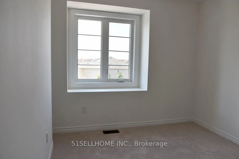 Photo 19 of 35 Gilford Street, Brampton, Credit Valley — HOMEH