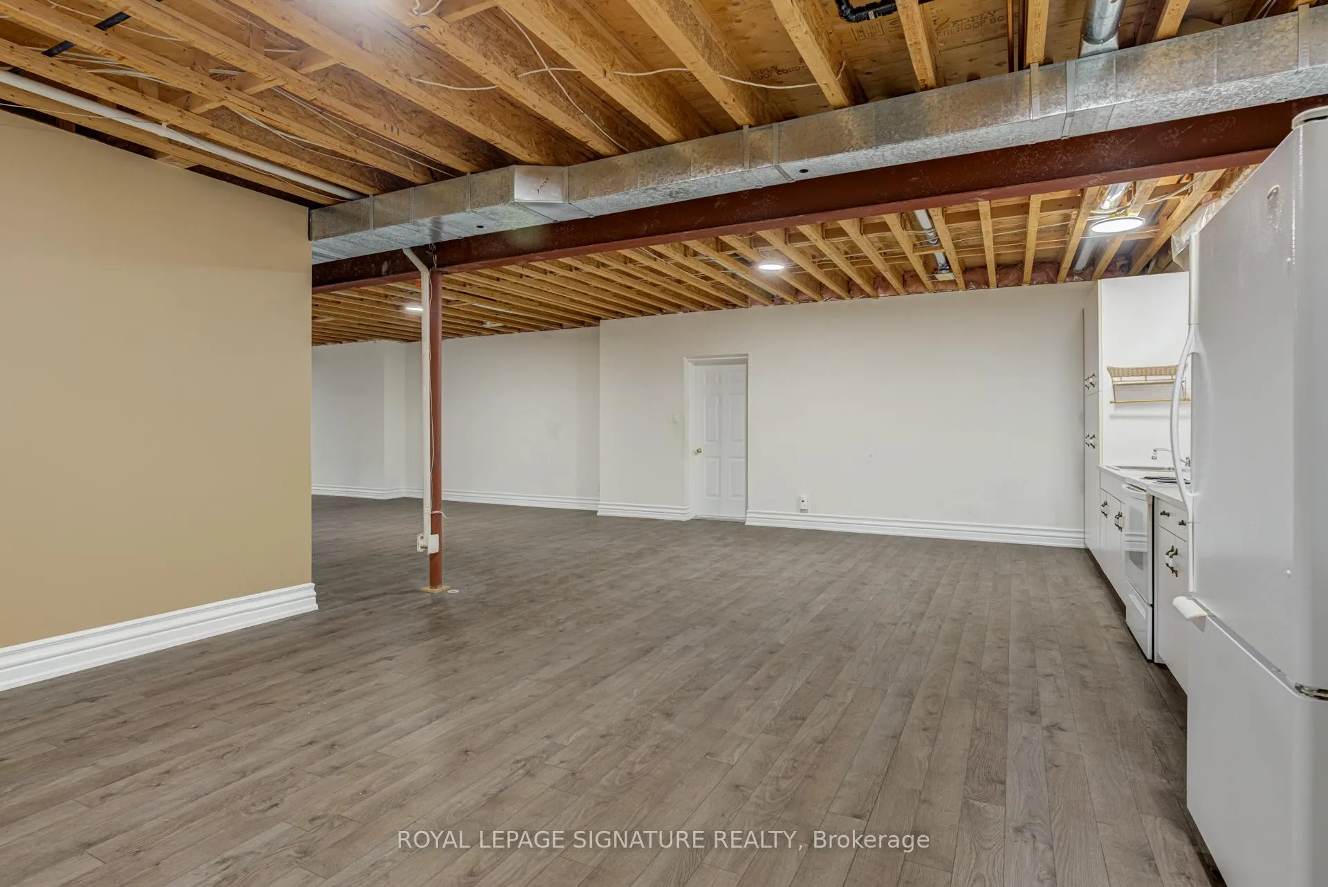 Photo 40 of 38 Pinemeadow Drive, Vaughan, East Woodbridge — HOMEH
