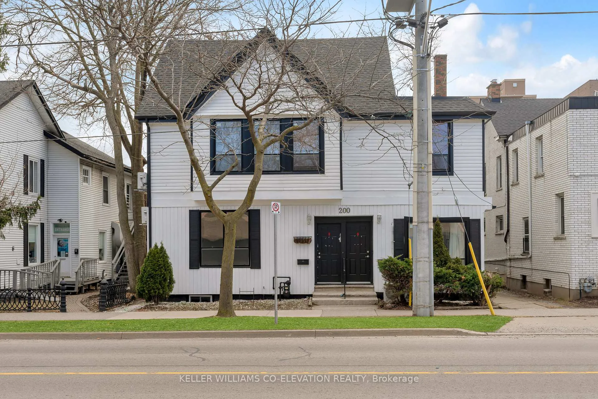 Front of Unit 6, 200 King Street
