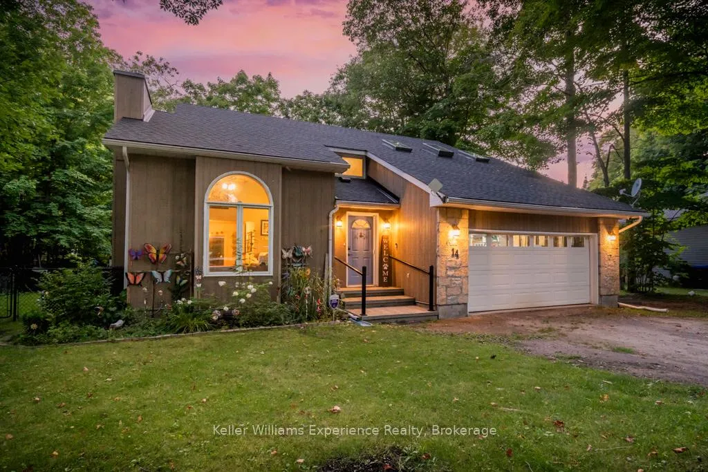 Photo 1 of 14 Oneida Crescent, Tiny, Rural Tiny — HOMEH