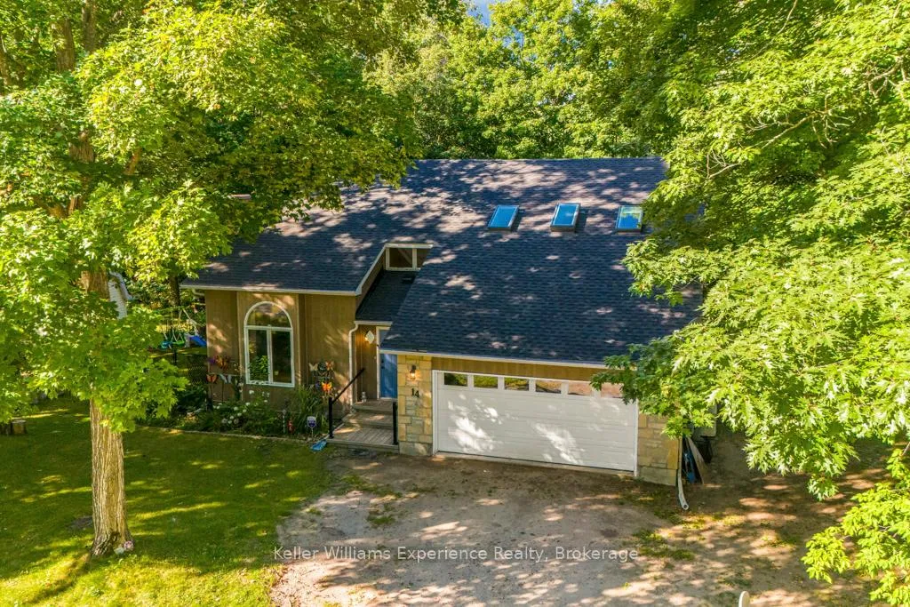 Photo 5 of 14 Oneida Crescent, Tiny, Rural Tiny — HOMEH