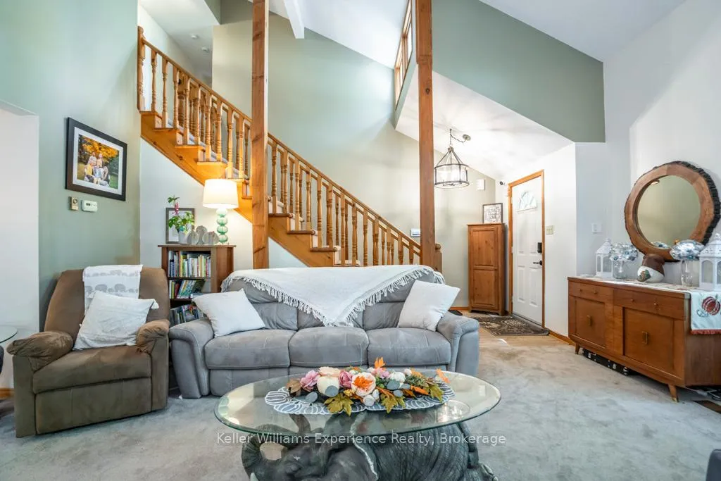 Photo 15 of 14 Oneida Crescent, Tiny, Rural Tiny — HOMEH