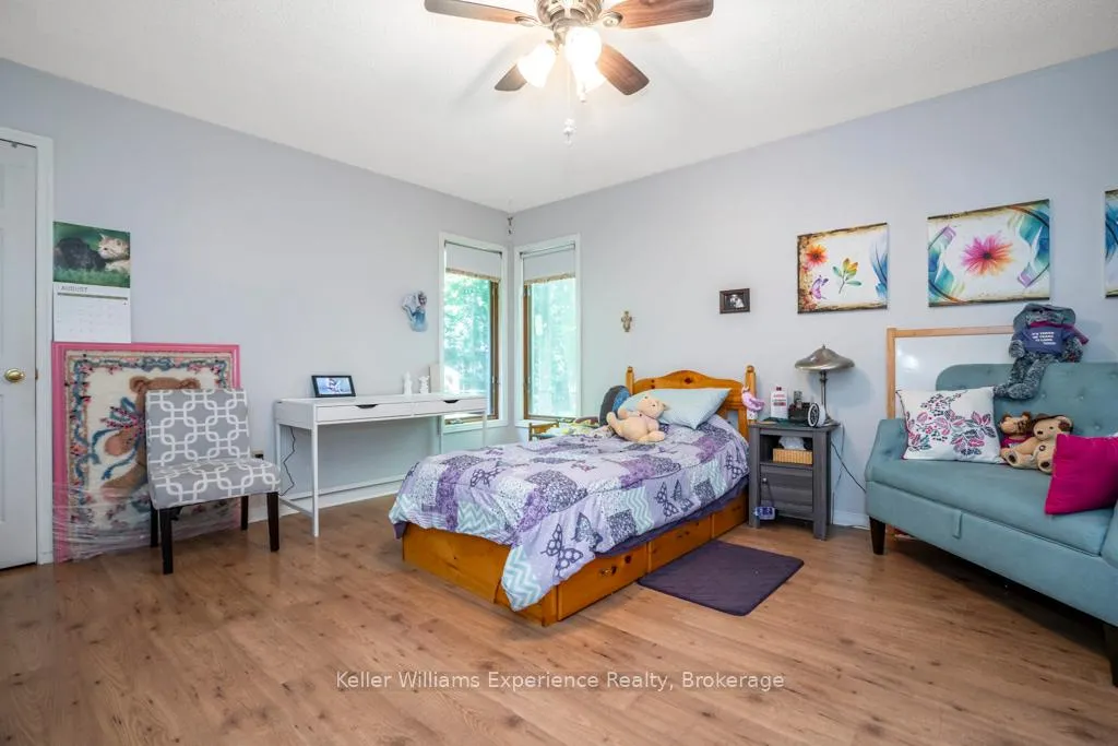Photo 21 of 14 Oneida Crescent, Tiny, Rural Tiny — HOMEH