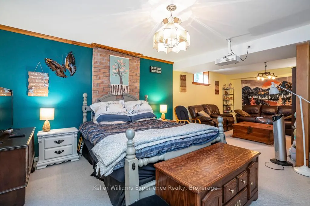 Photo 34 of 14 Oneida Crescent, Tiny, Rural Tiny — HOMEH