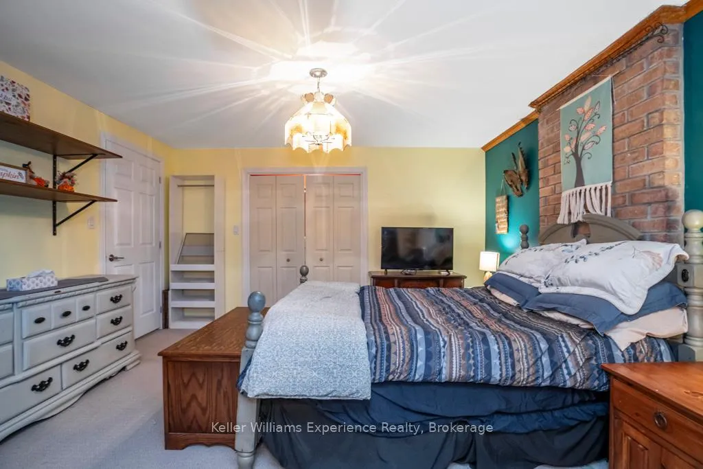 Photo 35 of 14 Oneida Crescent, Tiny, Rural Tiny — HOMEH