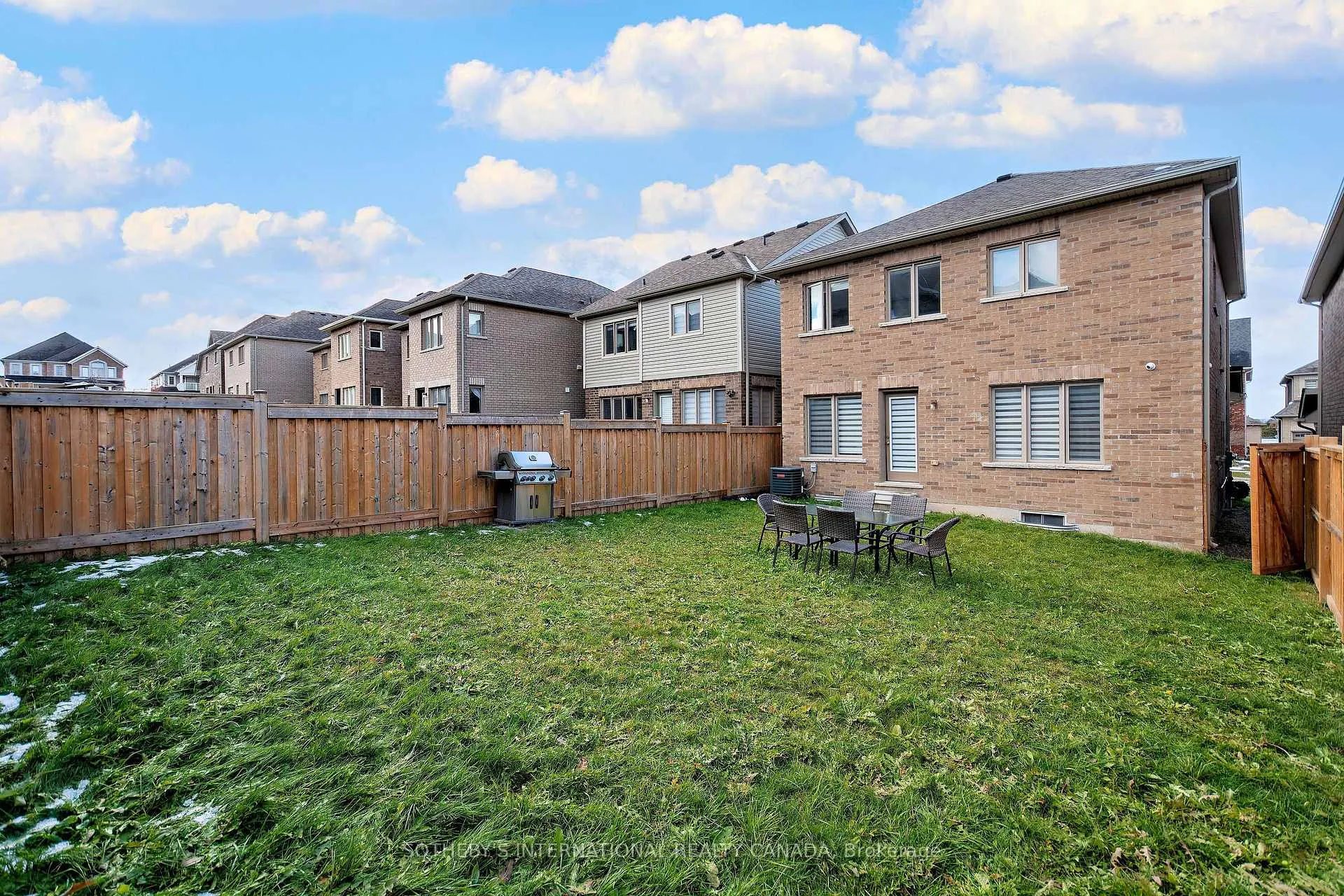 Photo 36 of 29 Owens Road, New Tecumseth, Alliston — HOMEH