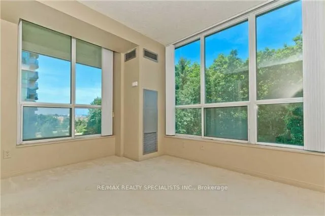 Photo 5 of Unit 411, 2565 Erin Centre Boulevard, Mississauga, Central Erin Mills — HOMEH