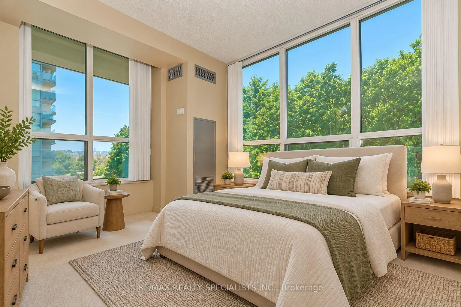 Photo 14 of Unit 411, 2565 Erin Centre Boulevard, Mississauga, Central Erin Mills — HOMEH
