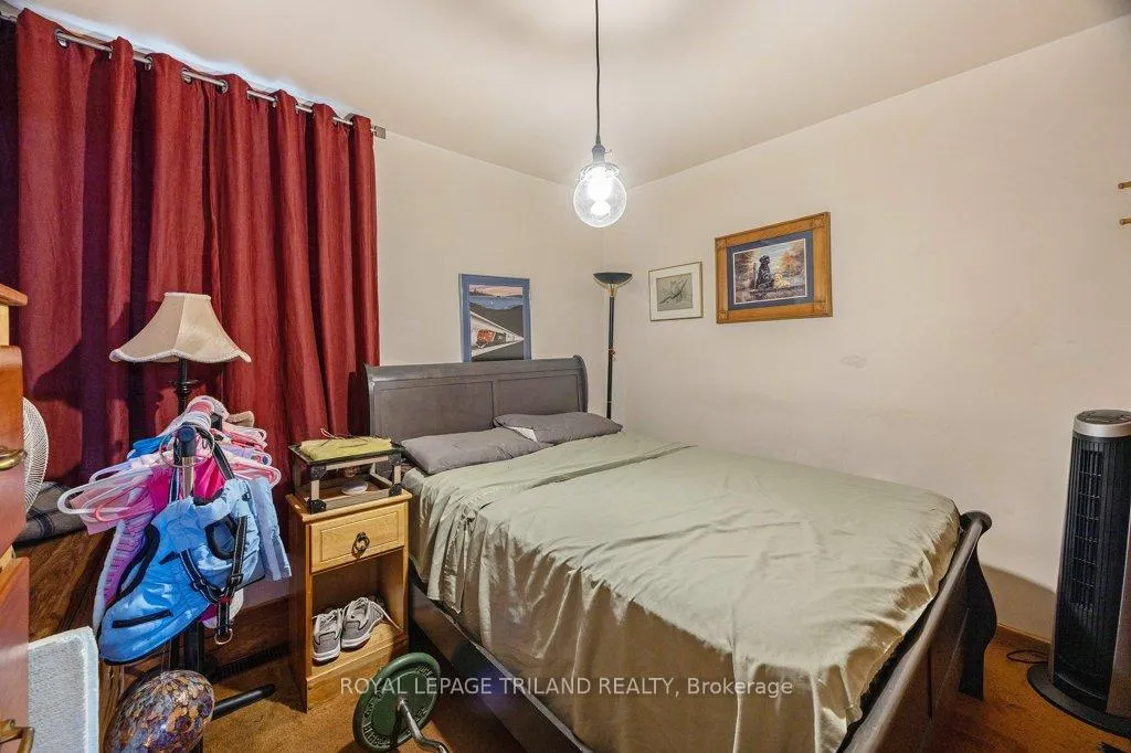 Photo 9 of 8 Weldon Avenue, St. Thomas — HOMEH