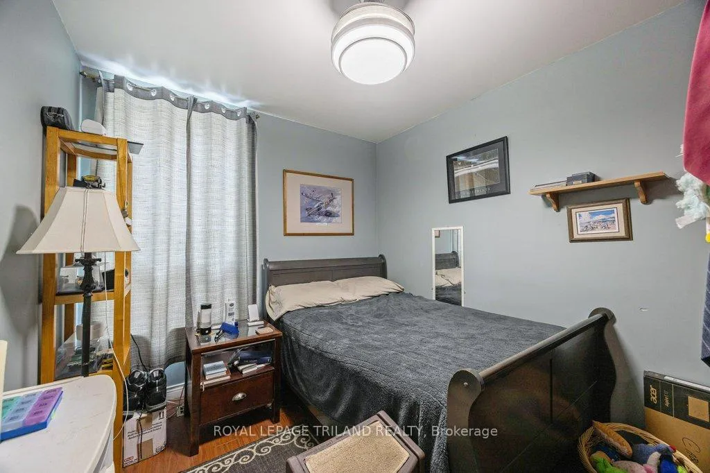Photo 10 of 8 Weldon Avenue, St. Thomas — HOMEH