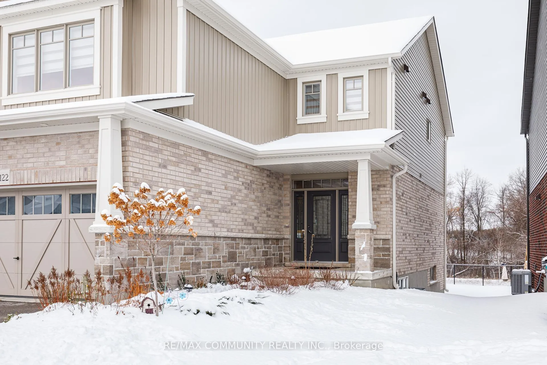 Photo 3 of 122 Plewes Drive, Collingwood — HOMEH