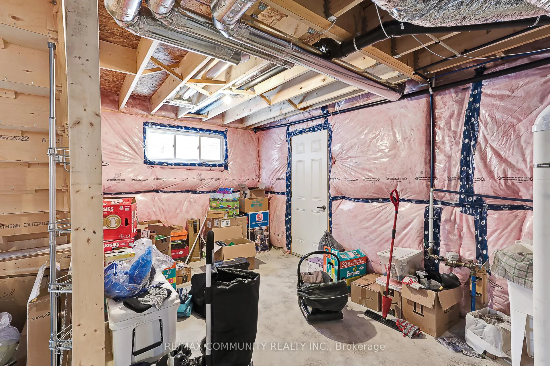 Photo 36 of 122 Plewes Drive, Collingwood — HOMEH