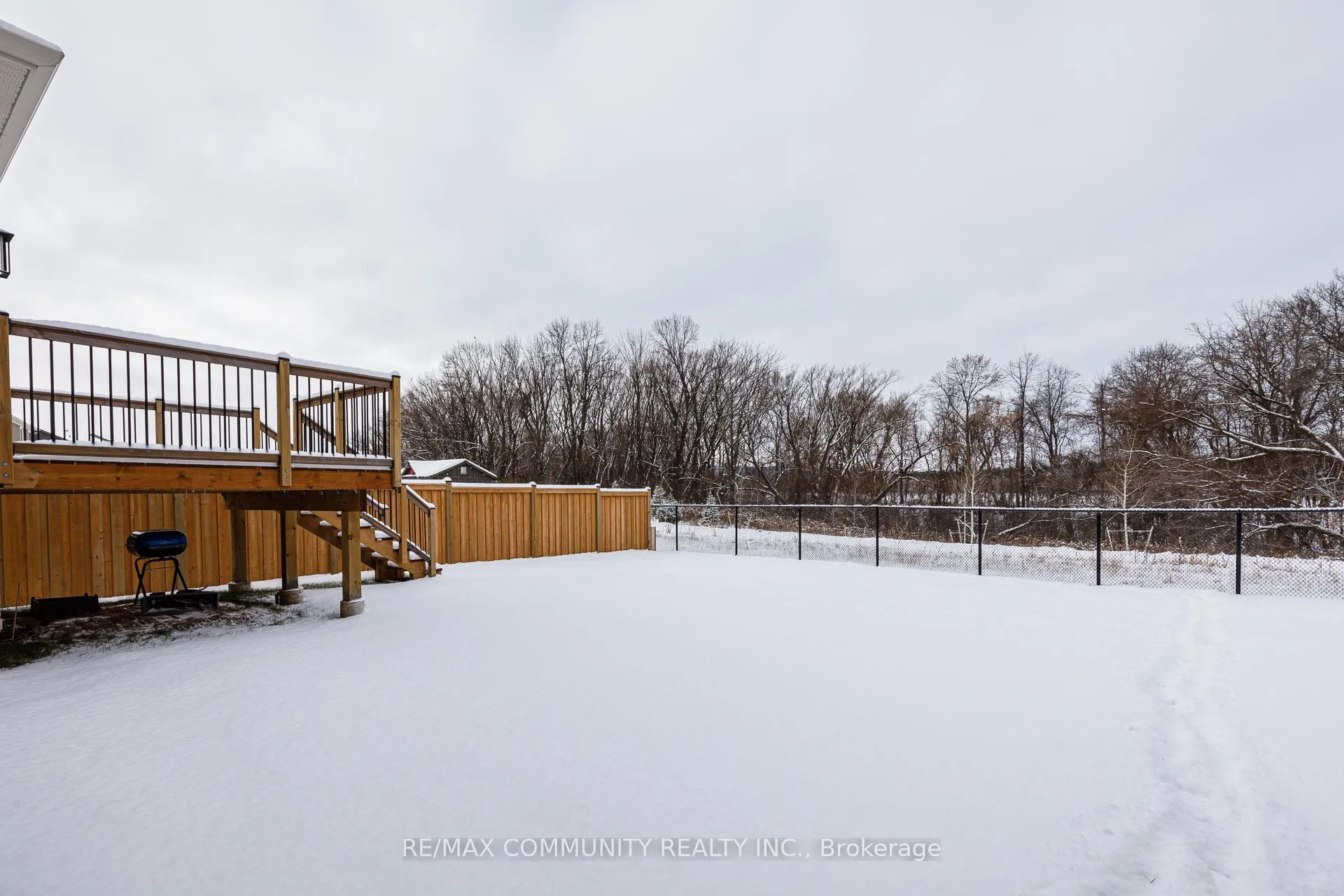 Photo 43 of 122 Plewes Drive, Collingwood — HOMEH