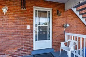 Photo 4 of Unit 203, 22 Mill Street, Hamilton, Waterdown — HOMEH