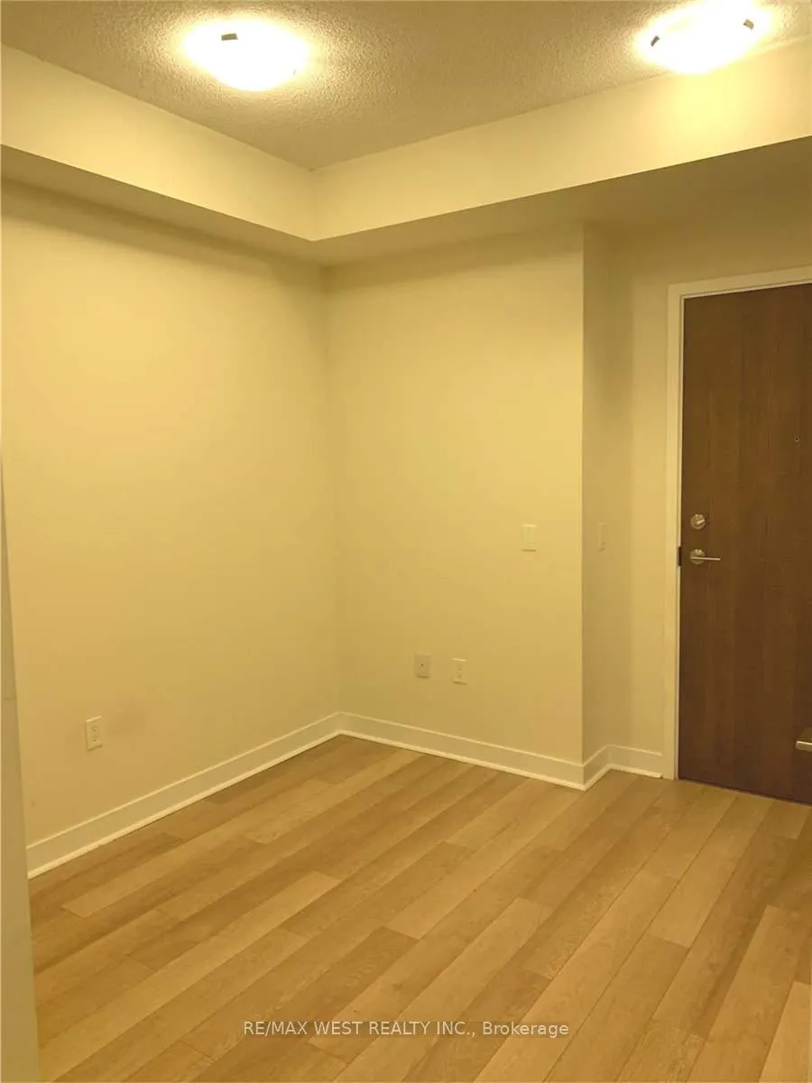 Photo 6 of Unit 1502, 3975 Grand Park Drive, Mississauga, City Centre — HOMEH