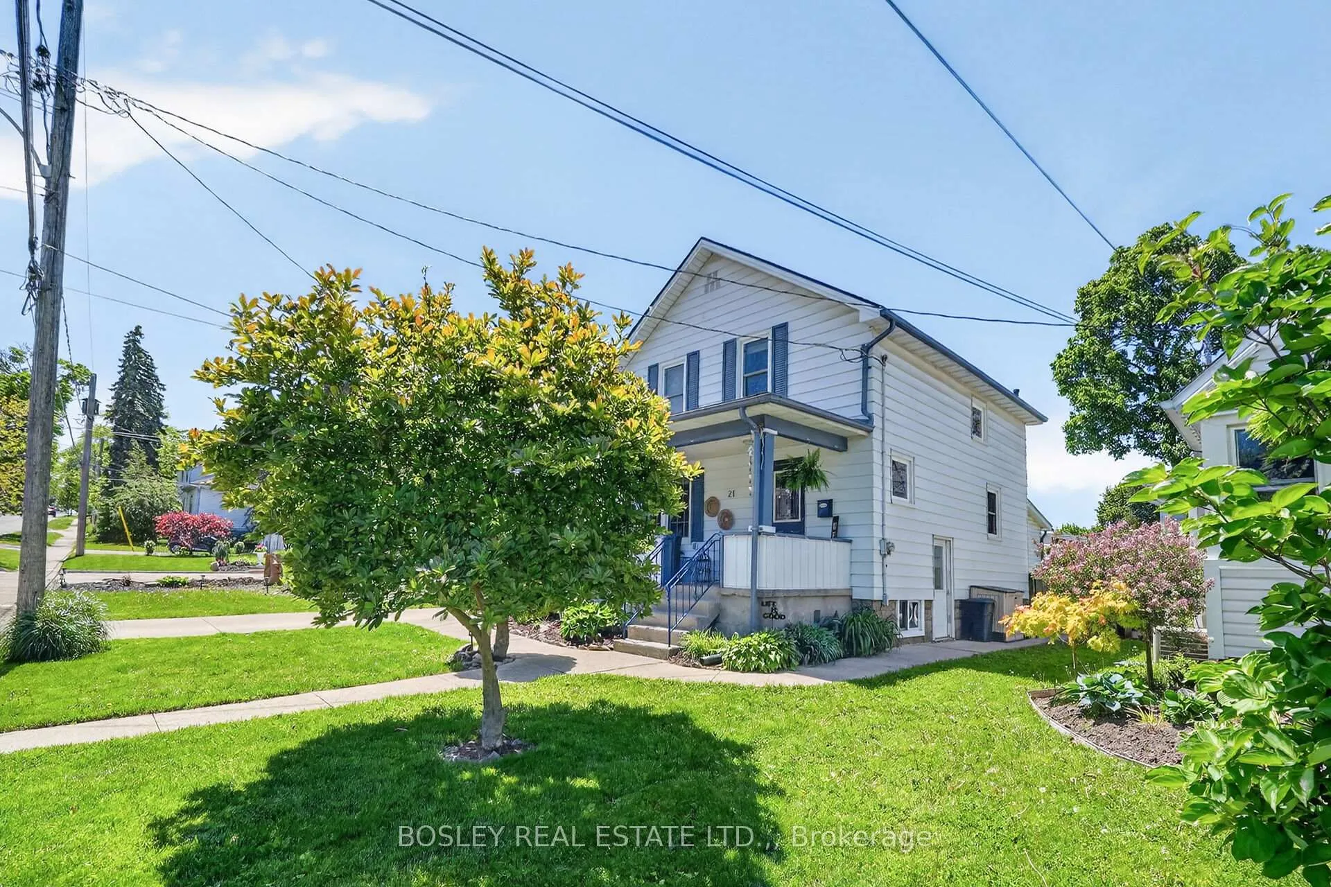 Photo 2 of 21 Chapel Street N, Thorold, Thorold Downtown — HOMEH