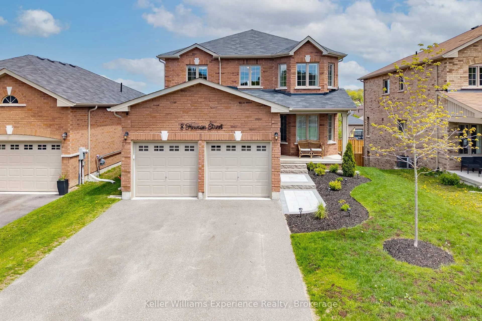 Photo 1 of 8 Hewson Street, Penetanguishene — HOMEH