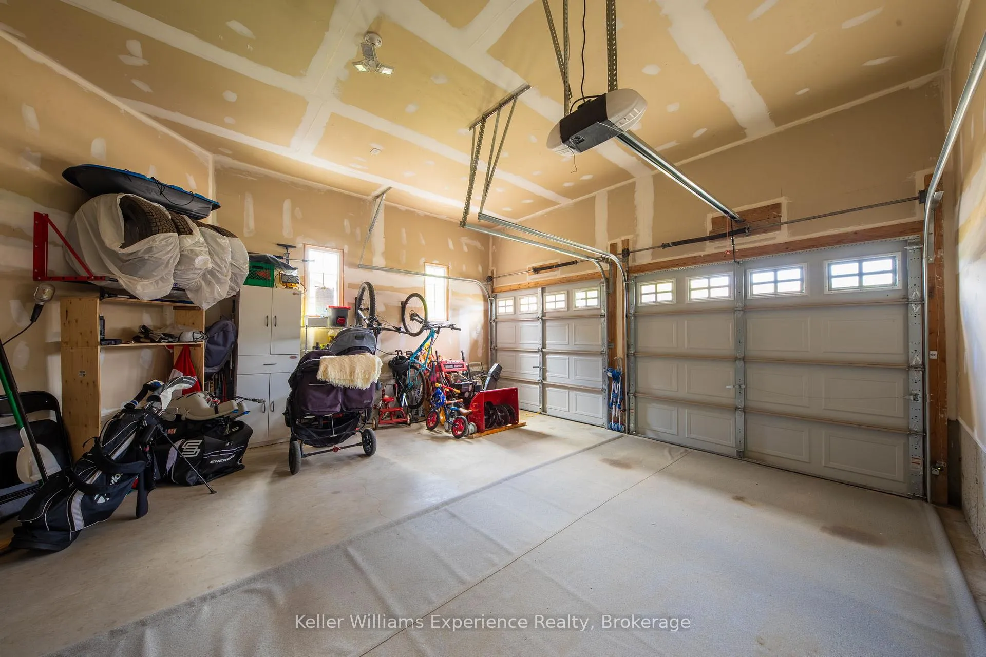 Photo 27 of 8 Hewson Street, Penetanguishene — HOMEH