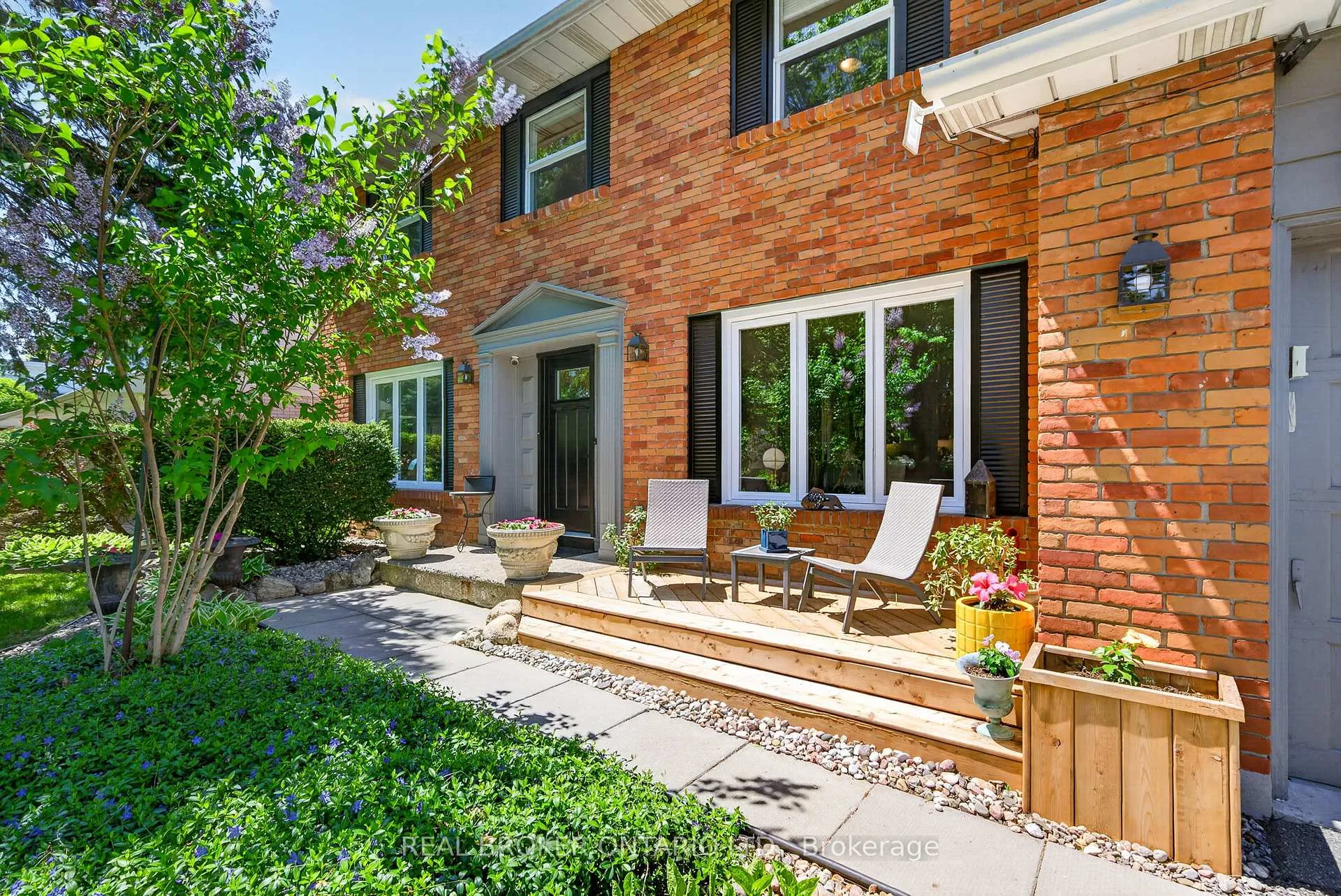 Photo 4 of 2224 Bowman Road, Ottawa, Guildwood Estates - Urbandale Acres — HOMEH