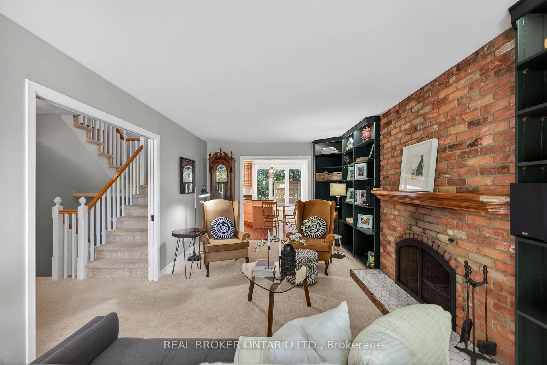 Photo 9 of 2224 Bowman Road, Ottawa, Guildwood Estates - Urbandale Acres — HOMEH
