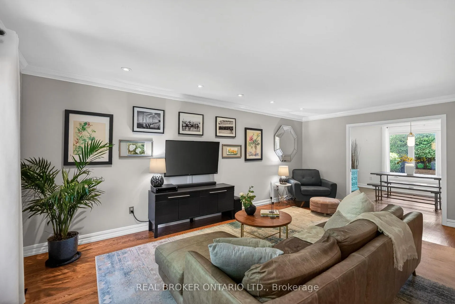 Photo 10 of 2224 Bowman Road, Ottawa, Guildwood Estates - Urbandale Acres — HOMEH