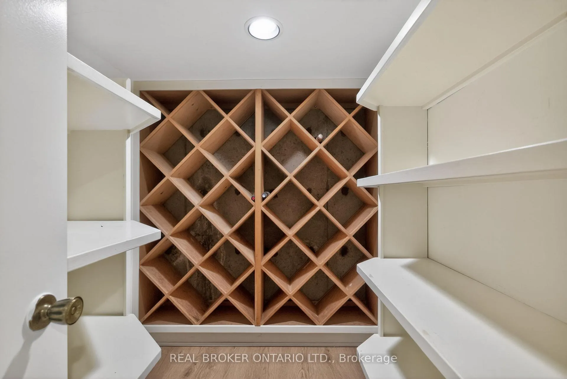 Photo 38 of 2224 Bowman Road, Ottawa, Guildwood Estates - Urbandale Acres — HOMEH