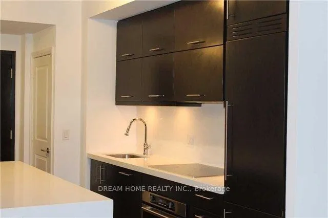 Photo 5 of Unit 1105, 1080 Bay Street, Toronto, Bay Street Corridor — HOMEH