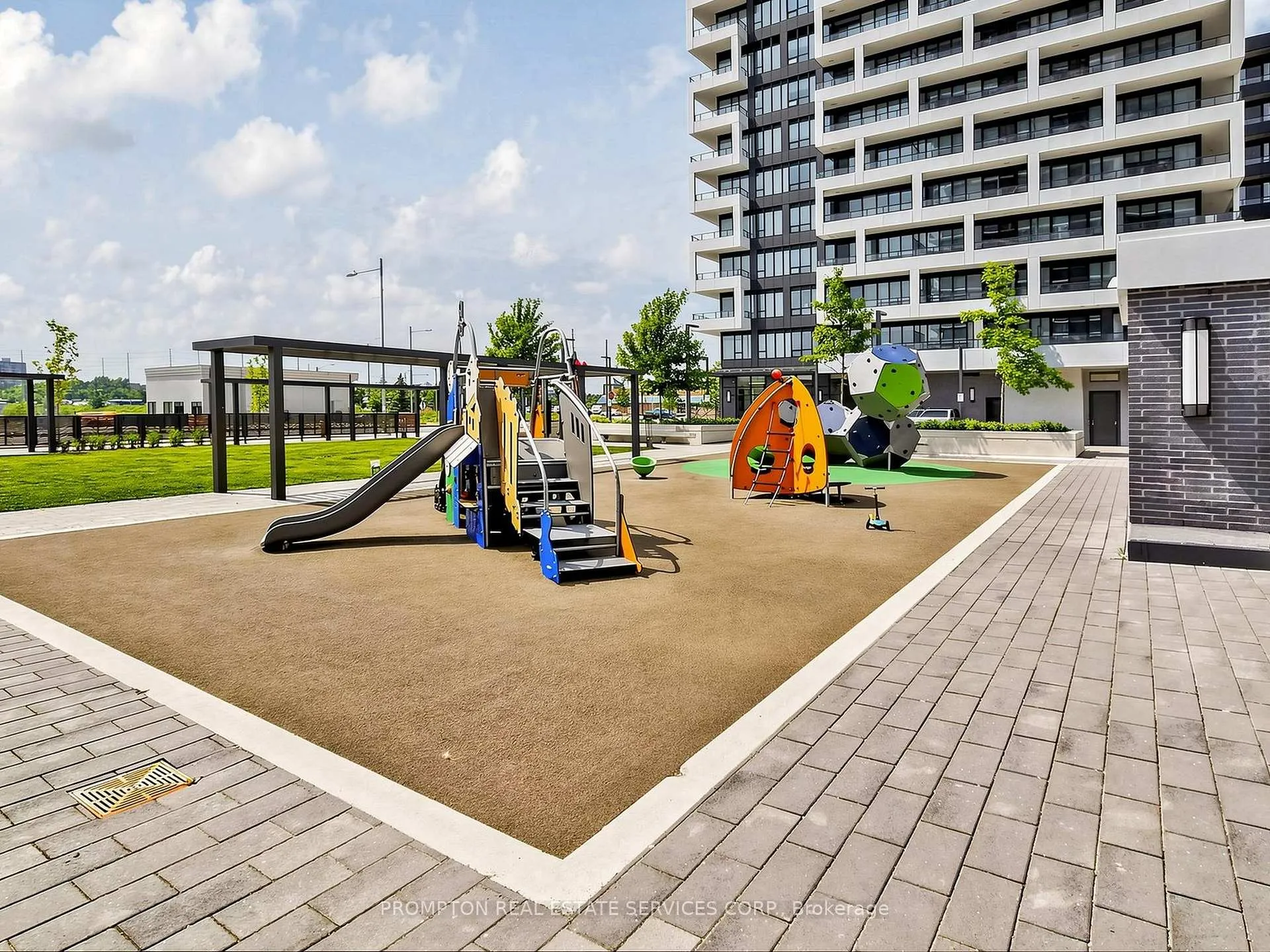 Photo 43 of Unit 507, 8 Water Walk Drive, Markham, Unionville — HOMEH
