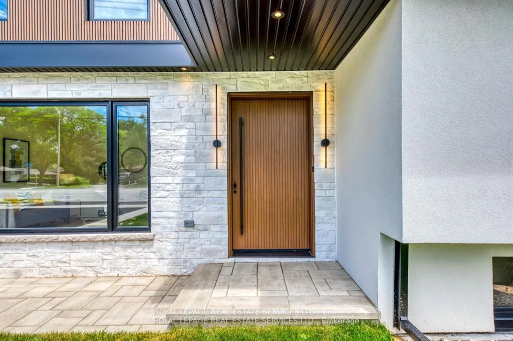 Photo 10 of 559 Walkers Line, Burlington, Shoreacres — HOMEH