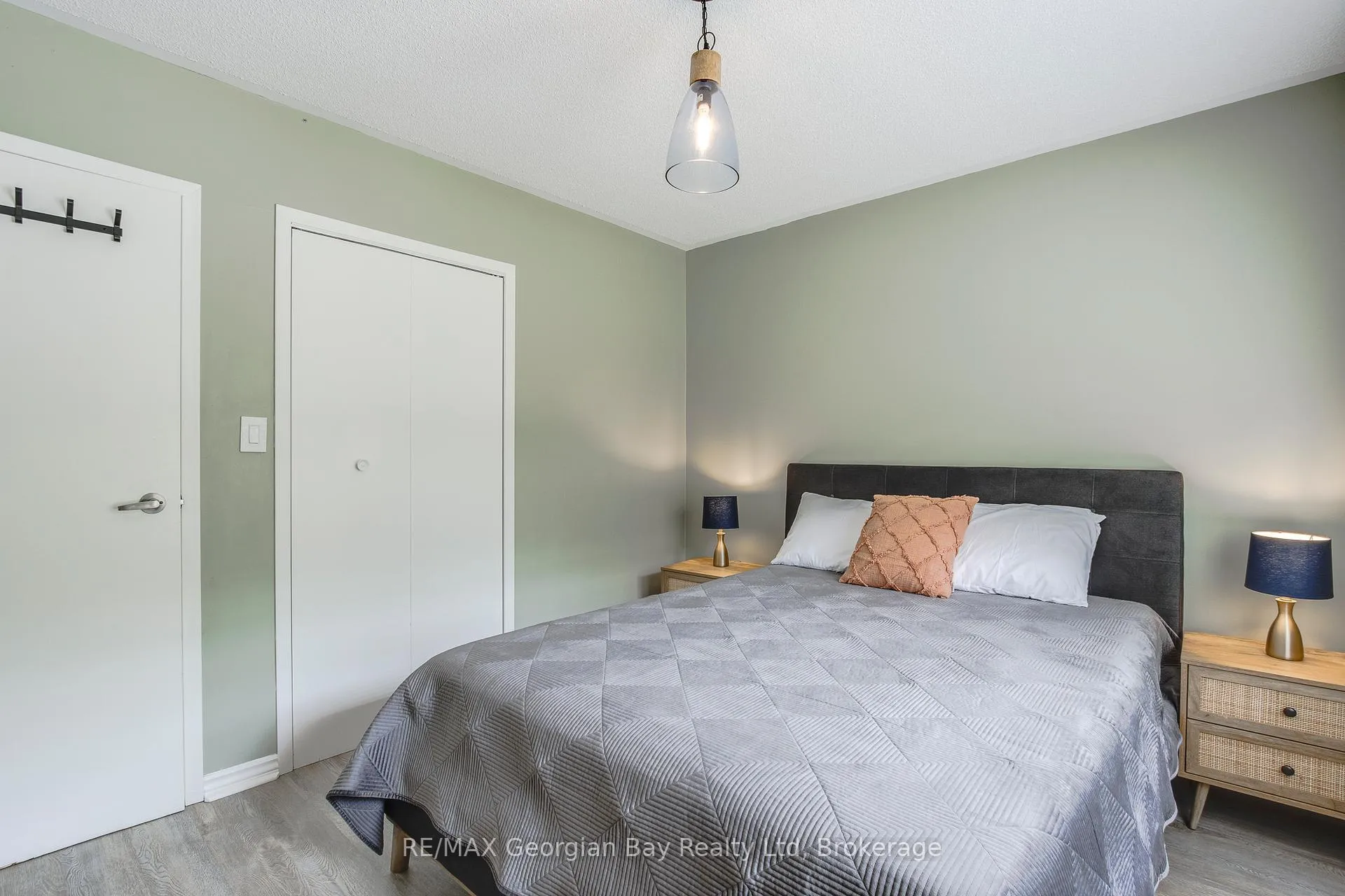 Photo 20 of 50 Leonard Road, Tiny, Rural Tiny — HOMEH