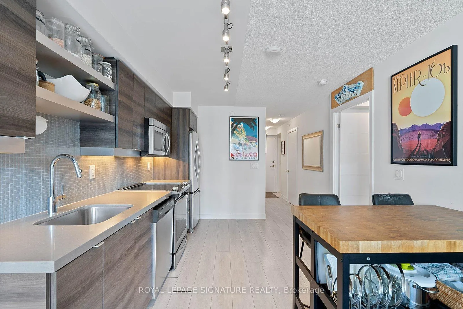 Photo 11 of Unit 710, 525 Adelaide Street W, Toronto, Waterfront Communities — HOMEH