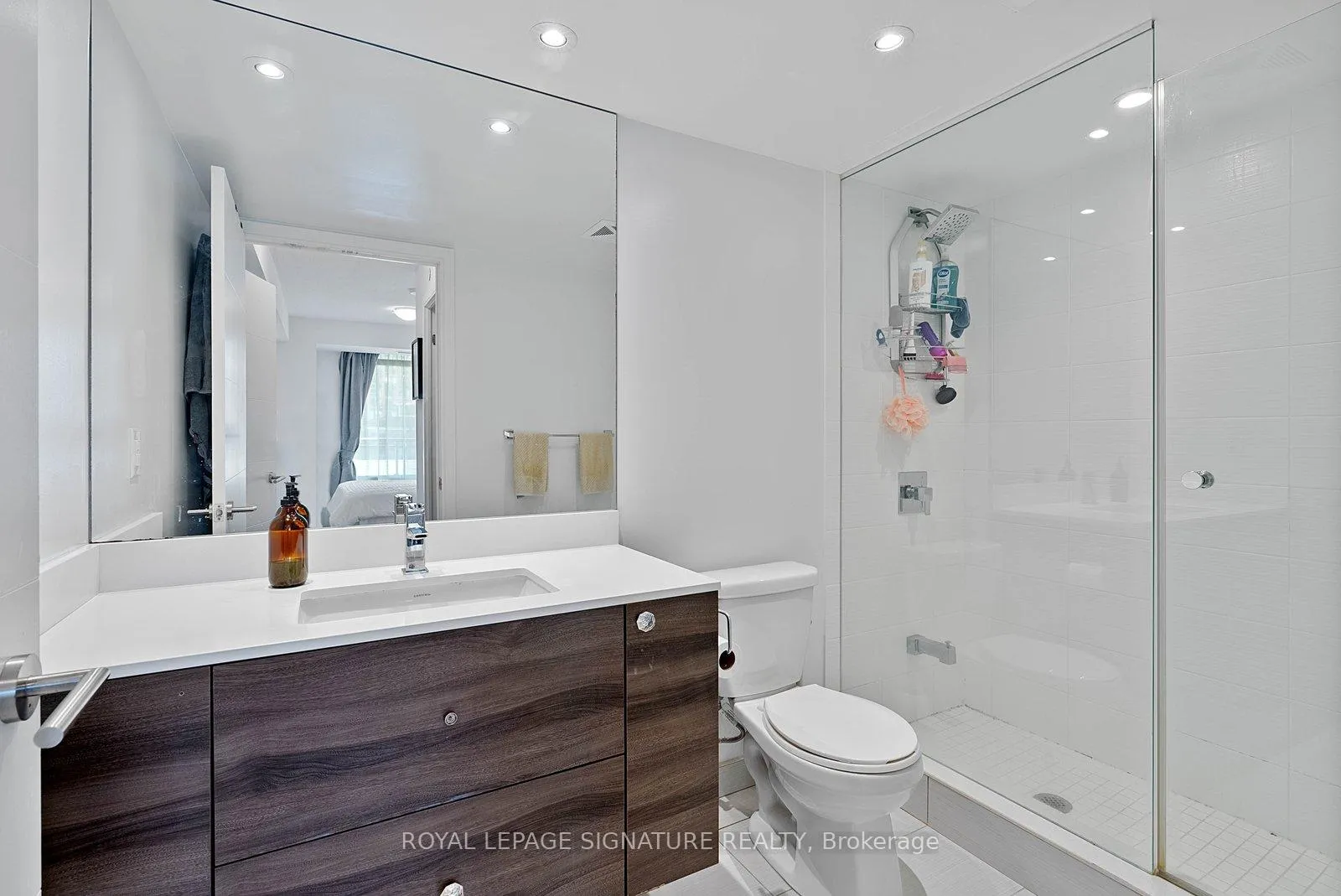 Photo 19 of Unit 710, 525 Adelaide Street W, Toronto, Waterfront Communities — HOMEH